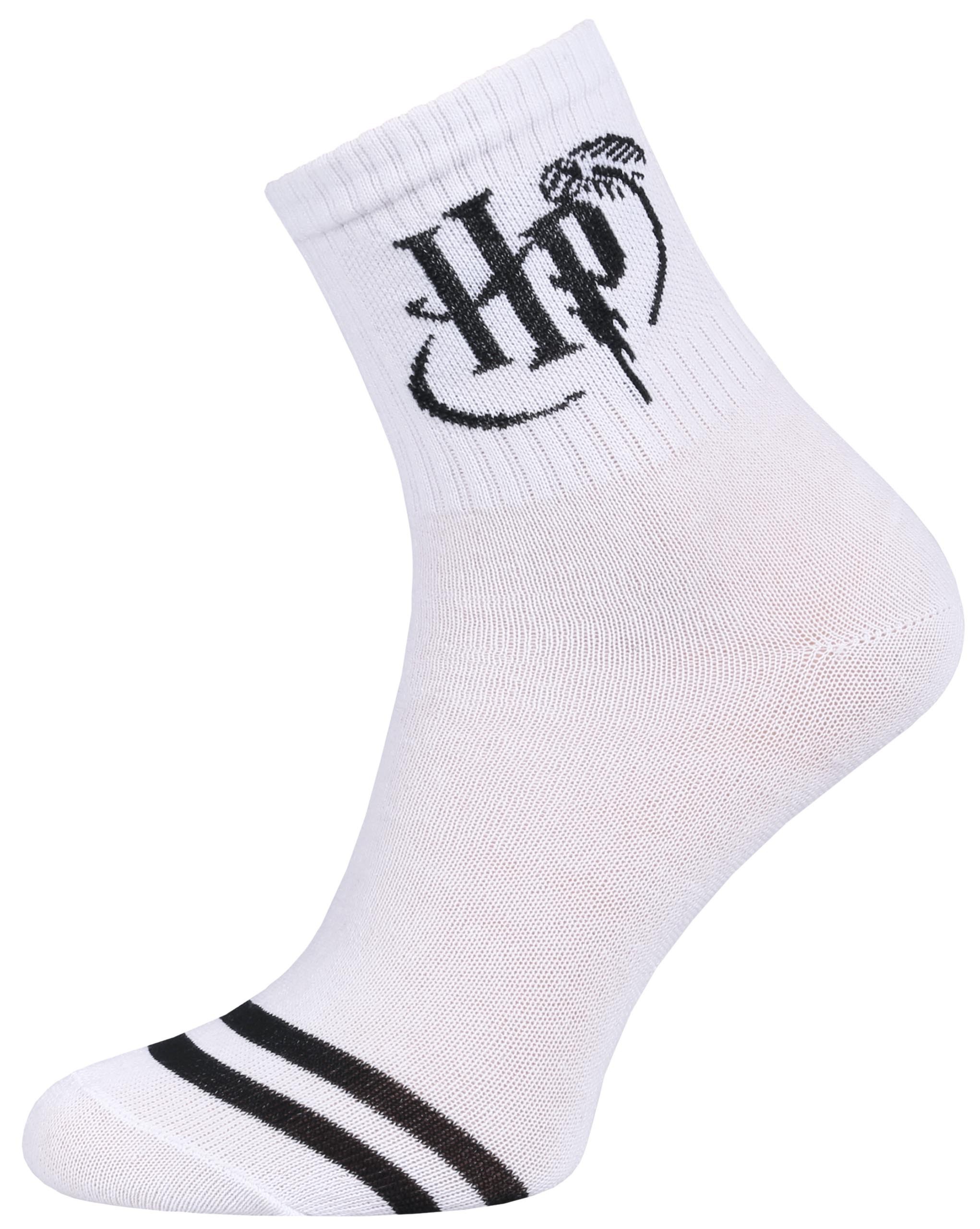 Białe, wysokie skarpetki z...