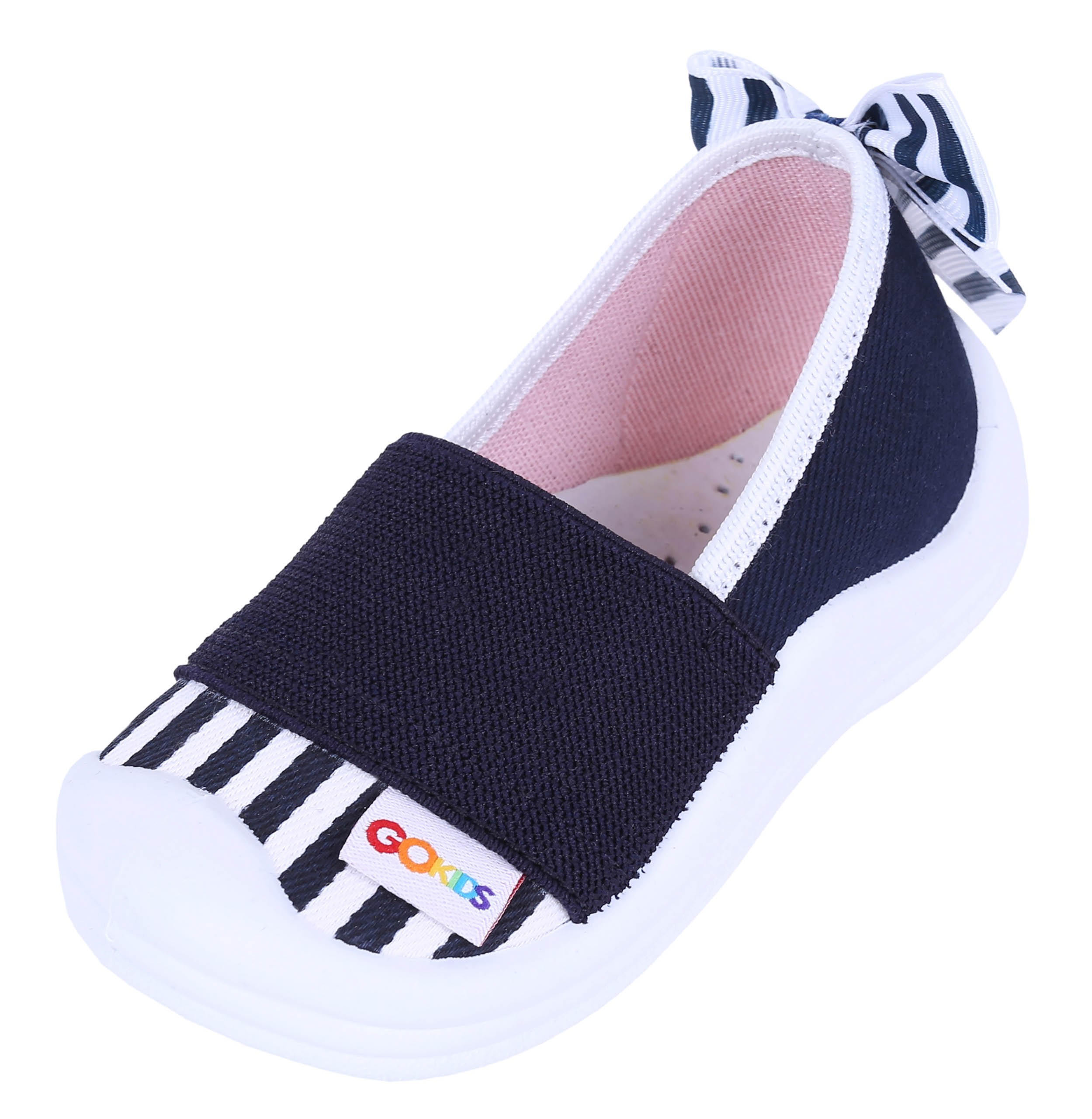 Granatowe trampki, kapcie z...