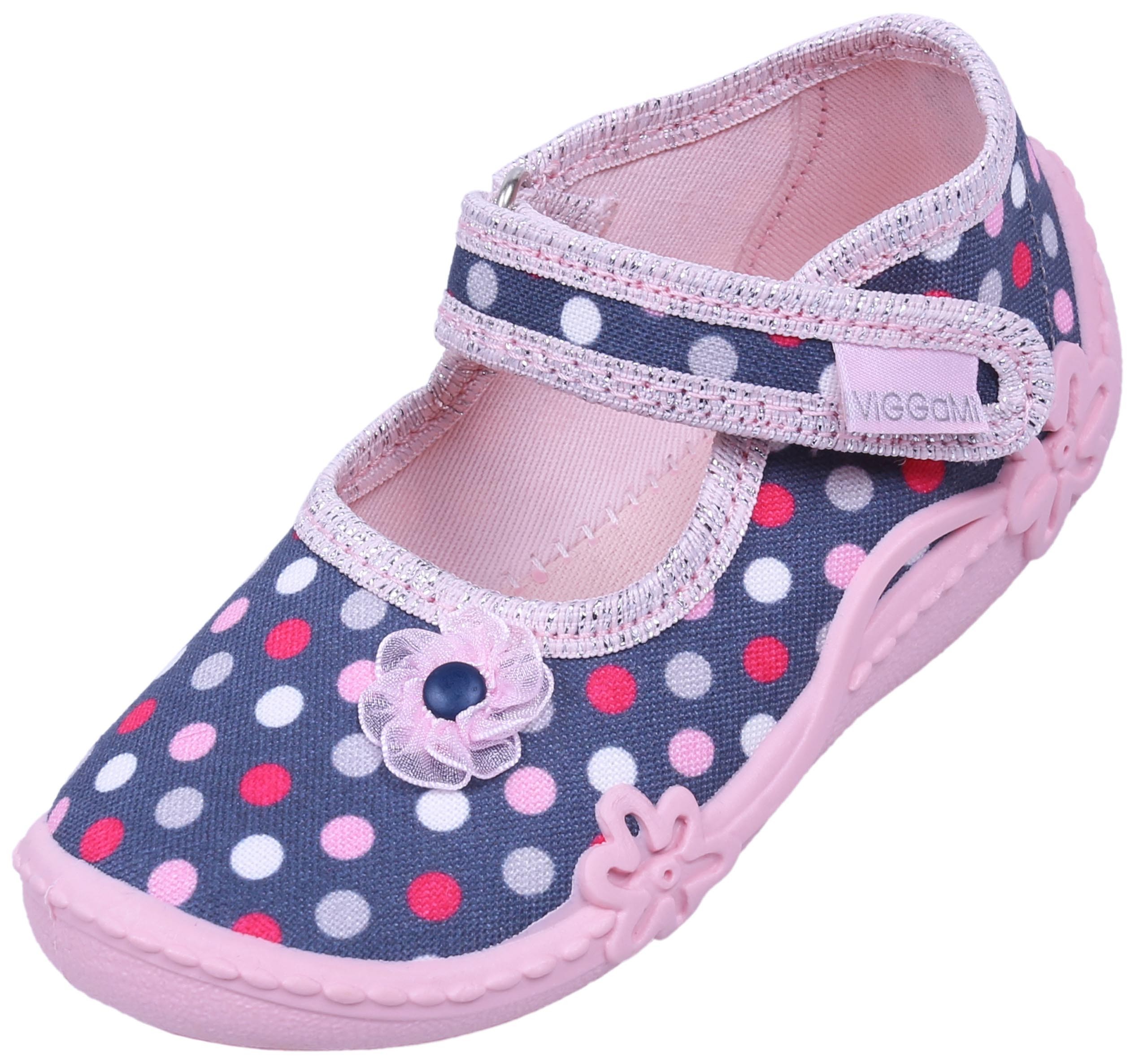 Różowo-szare buciki, kapcie...