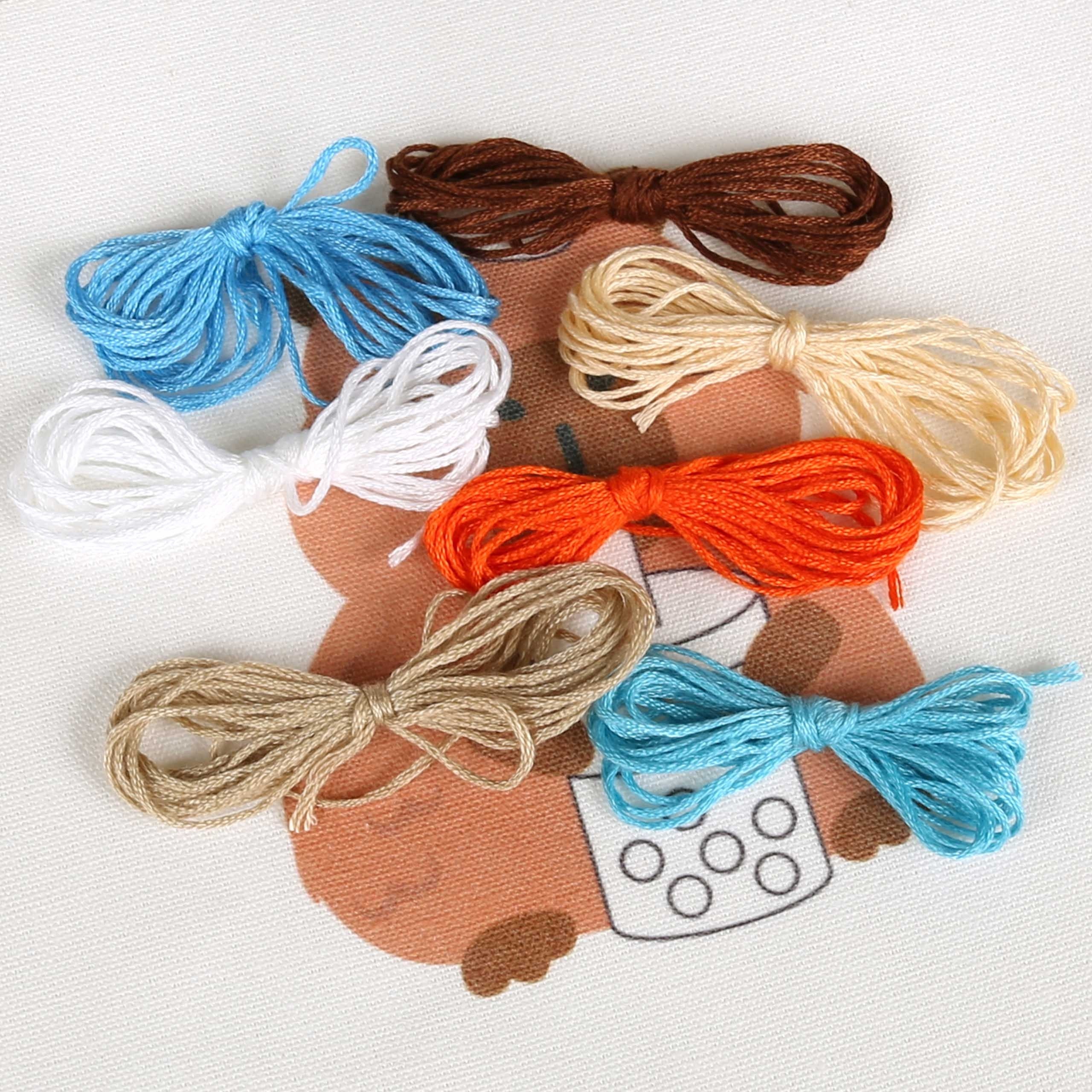 Wow Box - KAPIBARA Bubble Tea Zestaw do haftowania, zestaw kreatywny z tamborkiem 8+