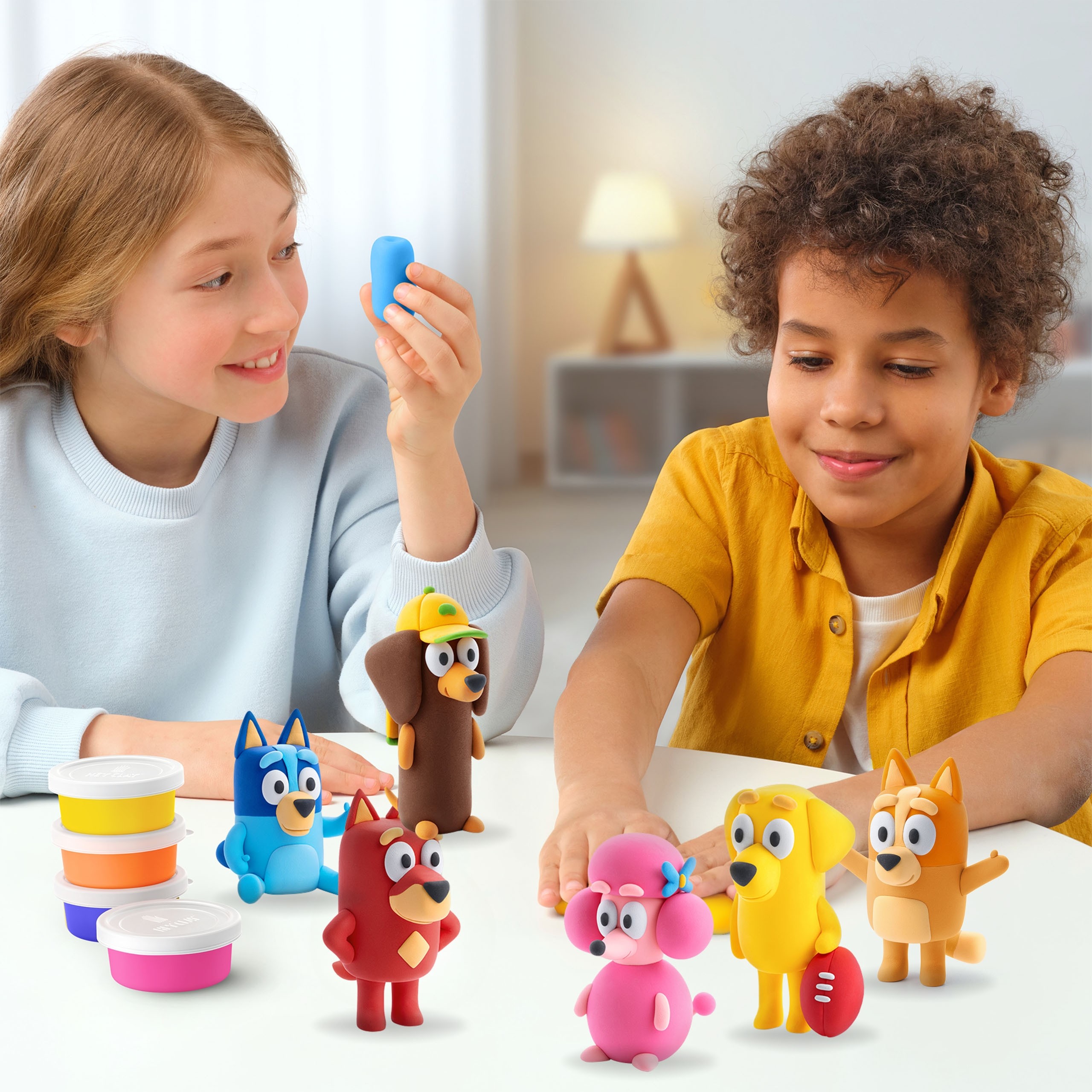 Hey Clay Bluey Masa plastyczna do zabawy dla dzieci + akcesoria, ciastolina, masa piankowa 13 kolorów 3+