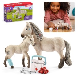 SLH42430 Schleich Horse Club - zestaw do pierwszej pomocy z końmi Islandzkimi 5+ Hann