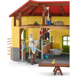 SLH42485 Schleich Farm World - Stajnia dla koni z wyposażeniem 3+