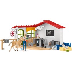 SLH42502 Schleich Farm World - Klinika weterynaryjna ze zwierzętami 3+