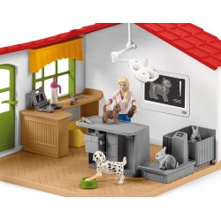 SLH42502 Schleich Farm World - Klinika weterynaryjna ze zwierzętami 3+